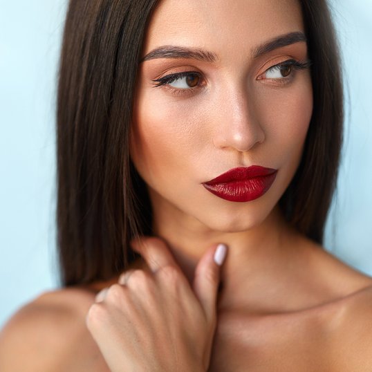 Makija glamour jak go wykona grafika 2