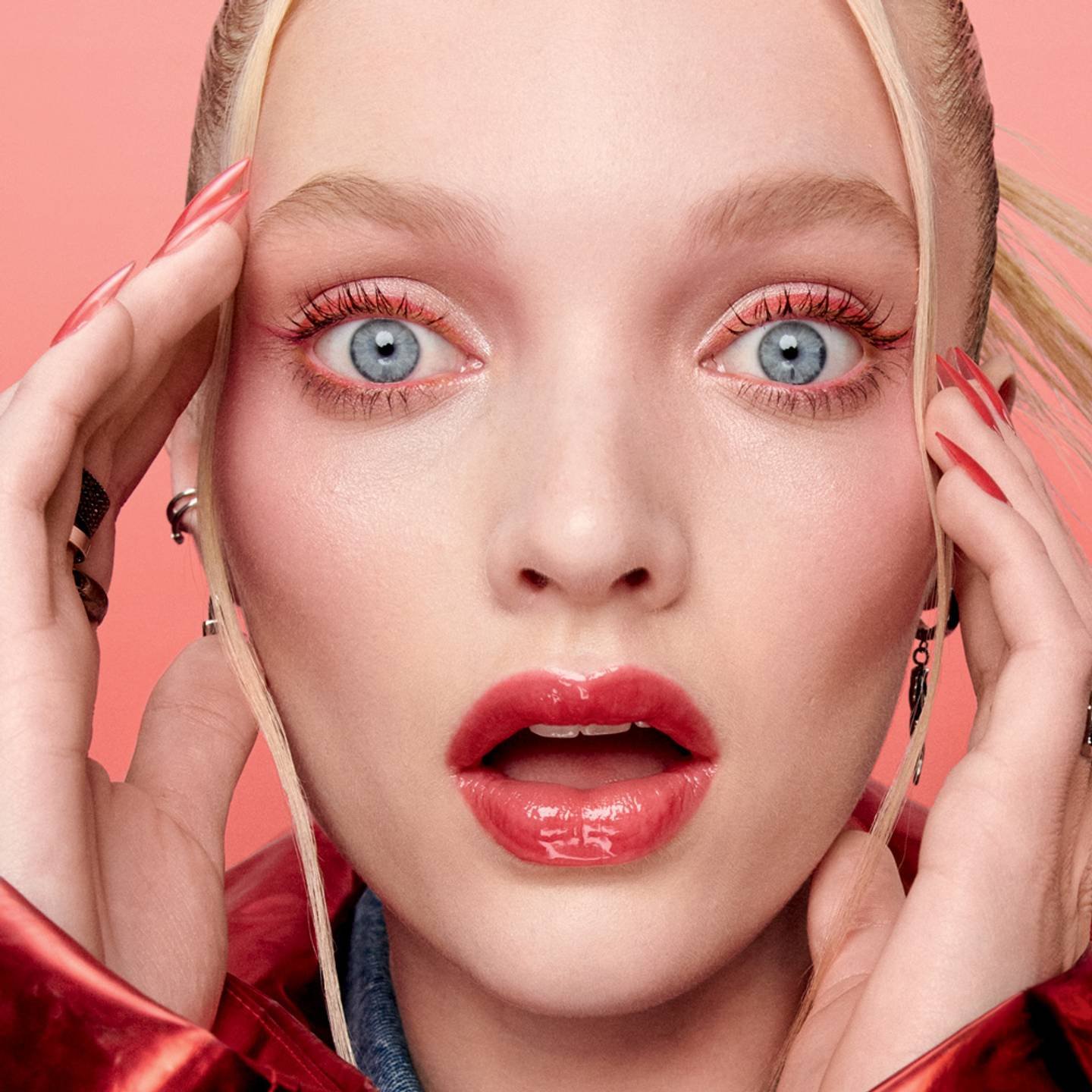 Maybelline model wearing CS Ultimatte