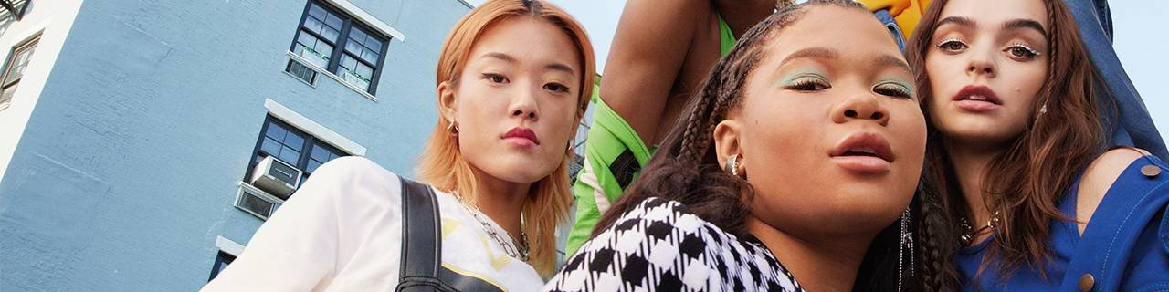 Shop all banner - Close up of Gigi Hadid's Eyes