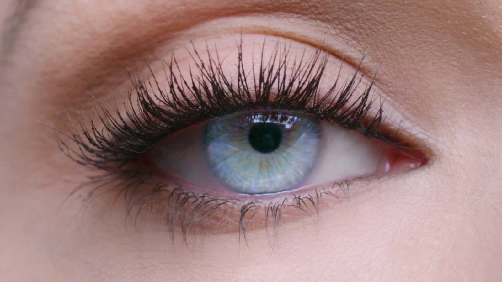 After slider Maybelline Lash Sensational reno2020 1