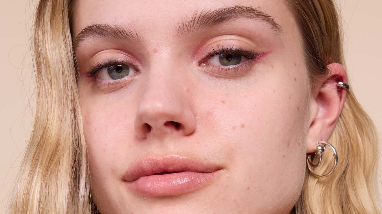 Korektor do twarzy Lifter Concealer